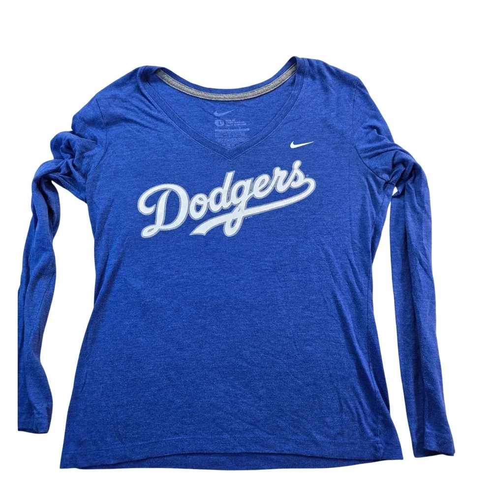 Nike T-Shirt Womens Large Blue Dodgers V-Neck Long Sleeve Slim Fit MLB Fan Tee